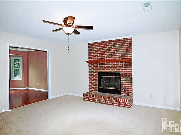 4th image of 1001 Childers Ct