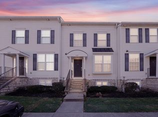 8207 Catalpa Ridge Dr, Blacklick, OH