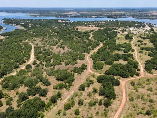 Amy Dr, Brownwood, TX 76801