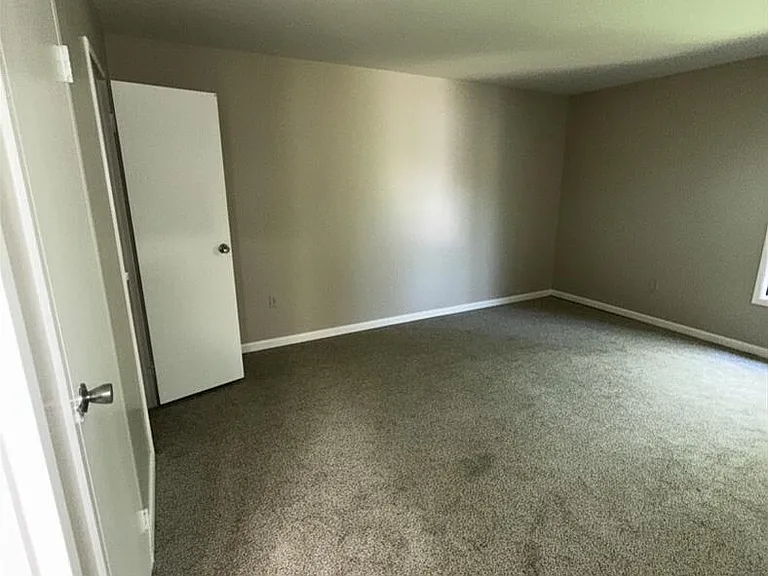 6998 Hanover Pkwy #302 — Photo 17