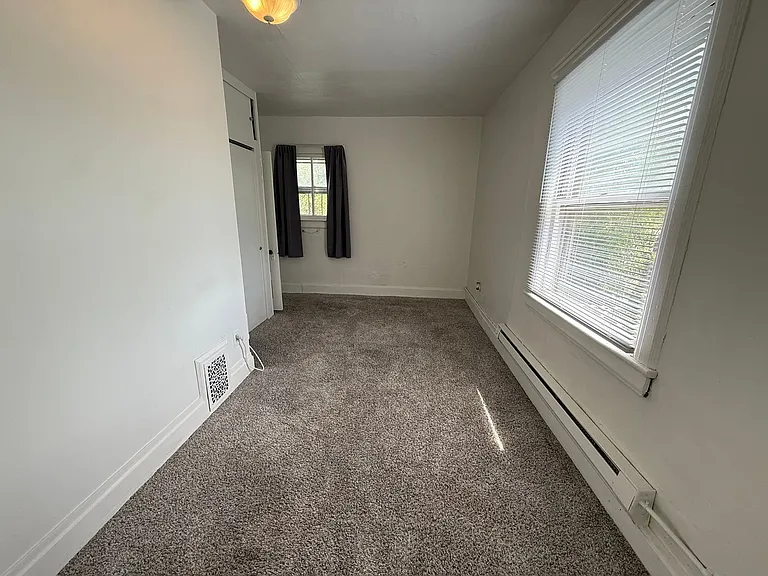 421 South Chestnut Street — Photo 25