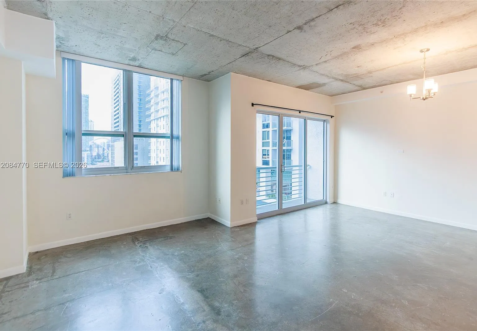 The Loft Downtown Ii Cond — Photo 3