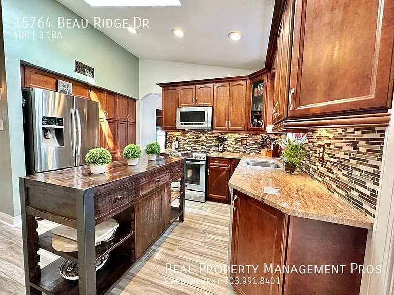 15764 Beau Ridge Dr — Photo 6