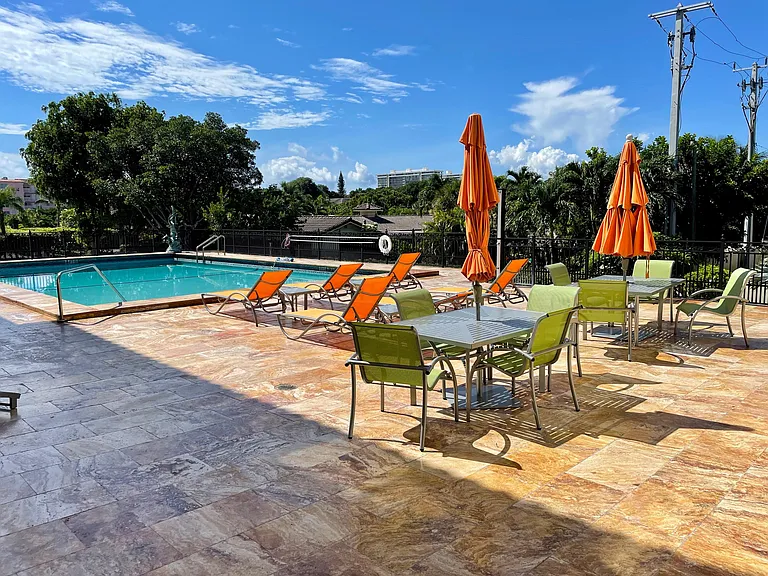 1000 Spanish River Rd #1B — Photo 49