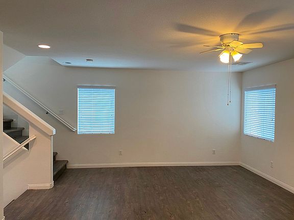 4th image of 4645 Mission Meadow Cir