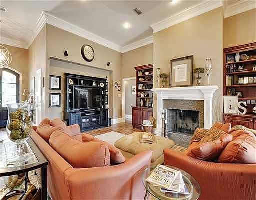 4th image of 11560 Briarstone Pl