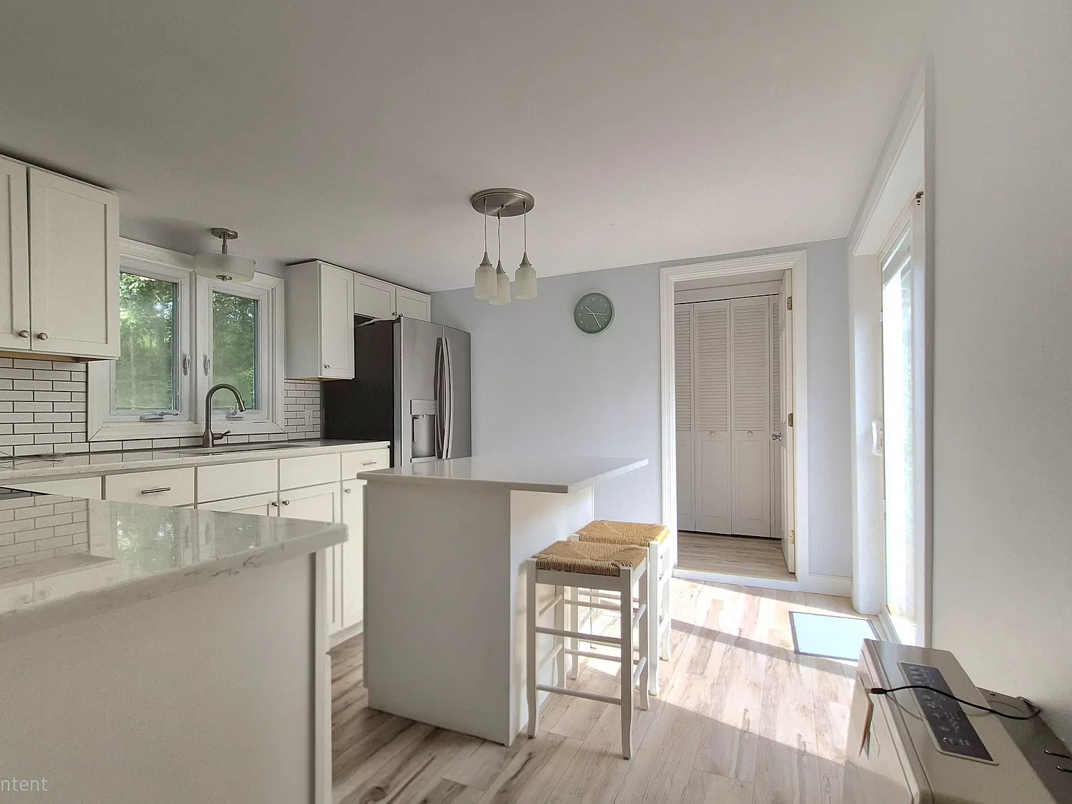 2 bed, 870 sqft, $2,150 — Photo 4