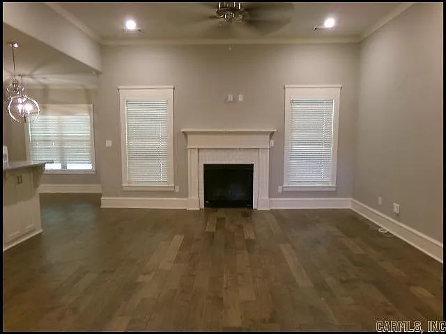 4 bed, 3.0 bath, 3047 sqft, $3,500 — Photo 2