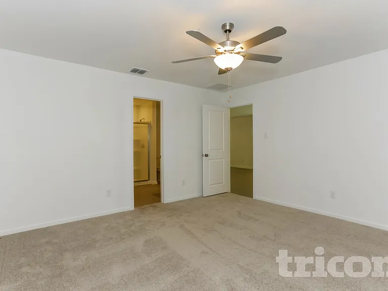 1340 Amapola Dr — Photo 9