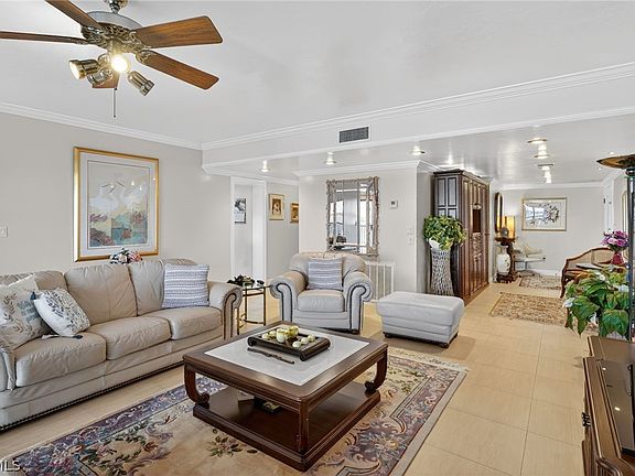 5th image of 1910 Virginia Ave APT 1103