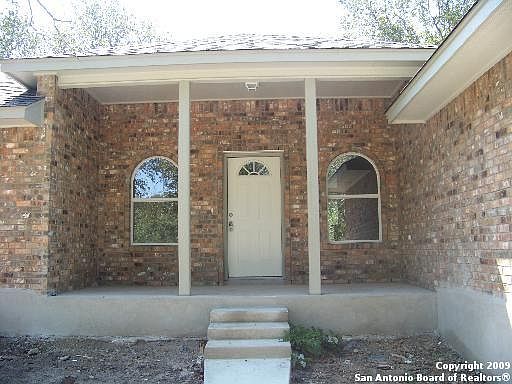 3rd image of 218 GREAT OAKS BLVD