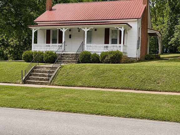 2nd image of 410 Zebulon St