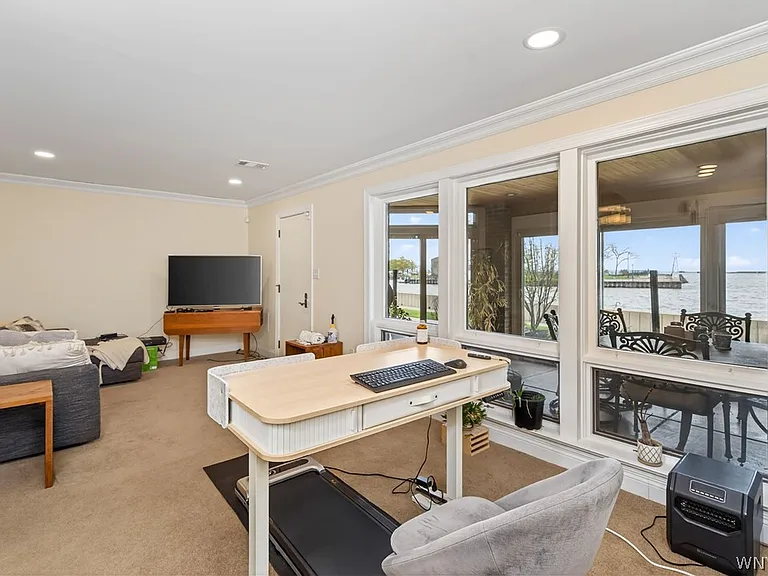 36 Harbour Pointe Cmn — Photo 18