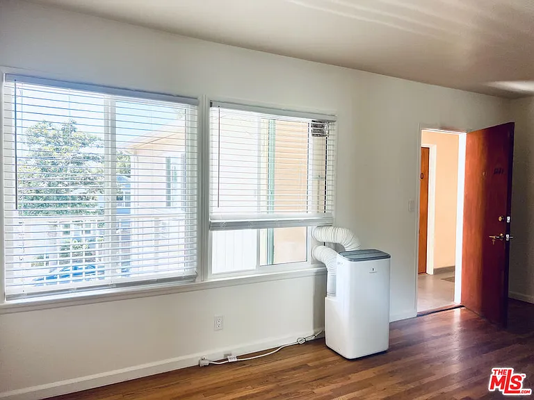 1860 N Alexandria Ave #1884 — Photo 13