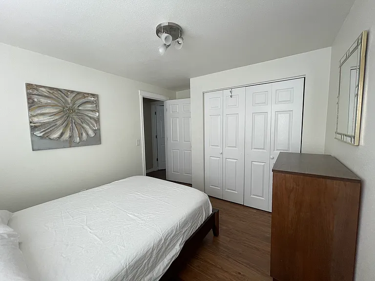 5200 Sharon St #2 — Photo 10