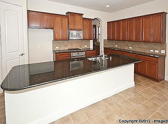 5th image of 8712 Argentine Way