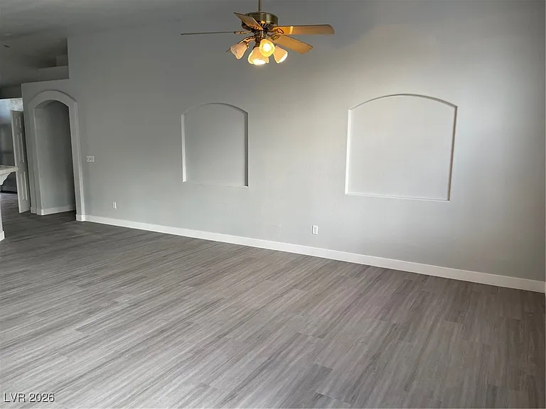 1425 Dragon Rock Dr — Photo 4