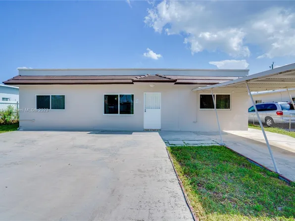 902 E 14th Pl, Hialeah, FL 33010