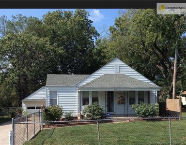 2004 S Hardy Ave, Independence, MO, 64052
