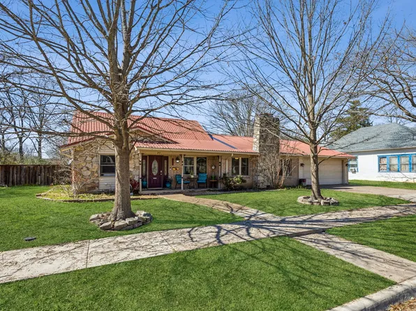 211 E University Ave, Waxahachie, TX 75165
