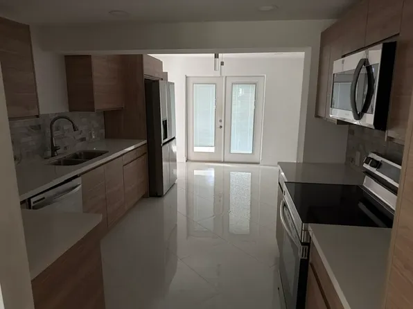1137 SW 8th Ave, Fort Lauderdale, FL 33315