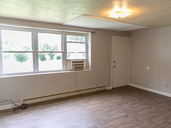 4th image of 2358 Burke Memorial Park Rd APT C
