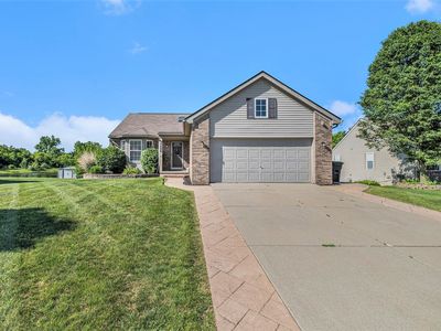 5280 Northwood Rd, Grand Blanc, MI, 48439