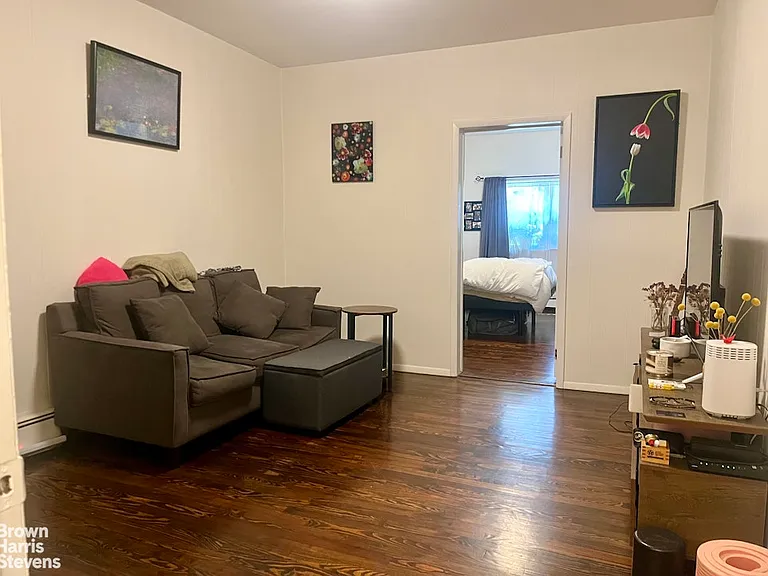 543 Bloomfield St #1R — Photo 5