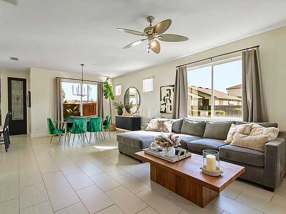 4th image of 668 Embassy Circle
