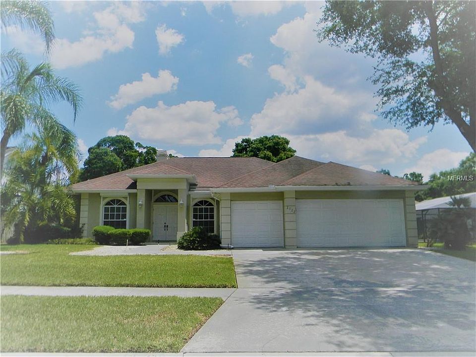 1st image of 2722 Crestfield Dr