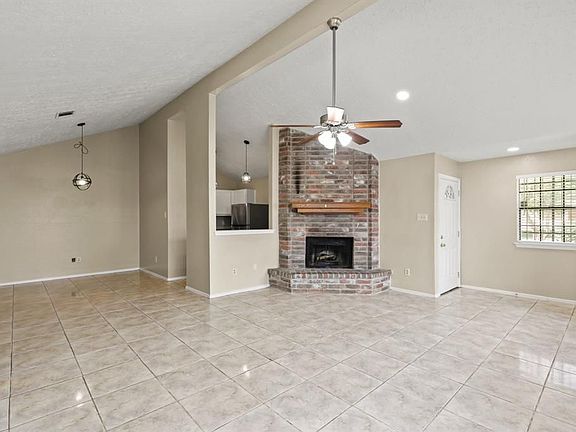 4th image of 7116 Haven Creek Dr