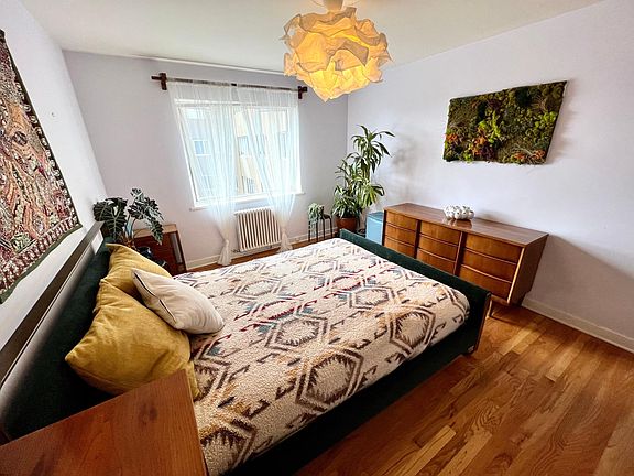 4th image of 1800 Taylor Ave N APT 202