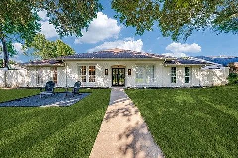 2nd image of 16810 Deer Park Dr