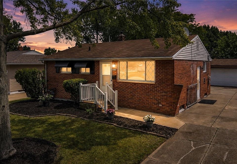 1st image of 6391 Sandfield Dr