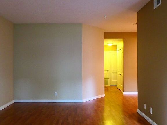 4th image of 1116 Cedar Gables Dr