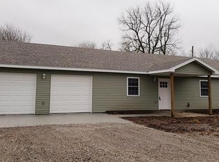 114 S Cherry St, Franklin, KS 66735