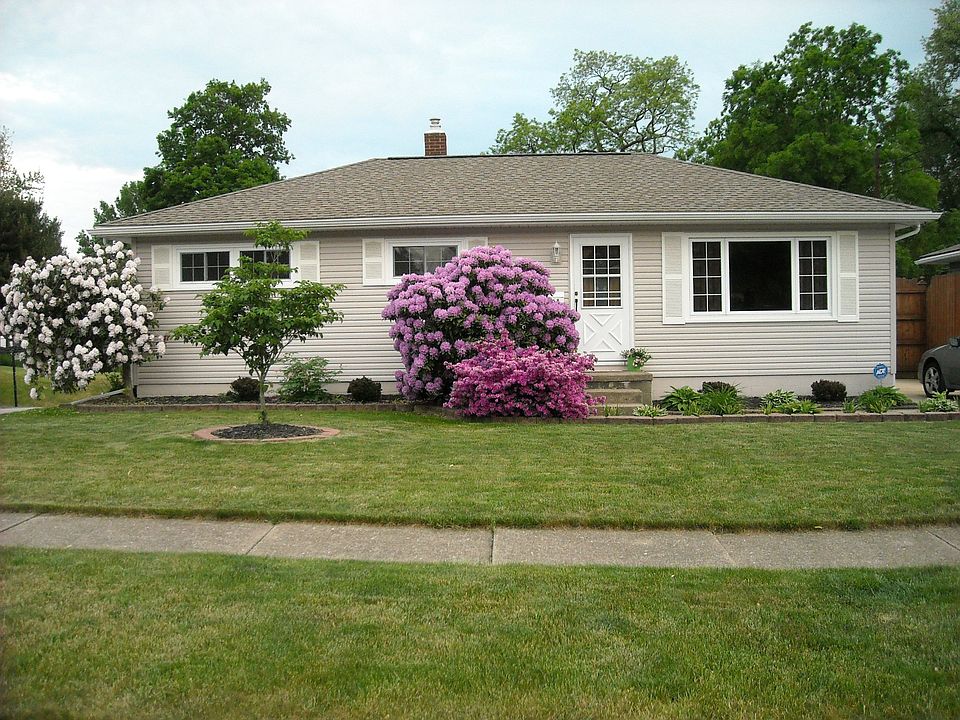1st image of 3968 Highland Dr