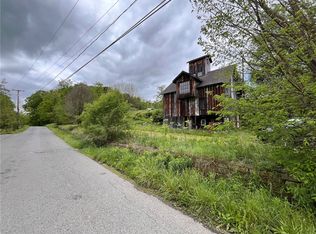 4448 Hollow Rd #4450, New Castle, PA 16101