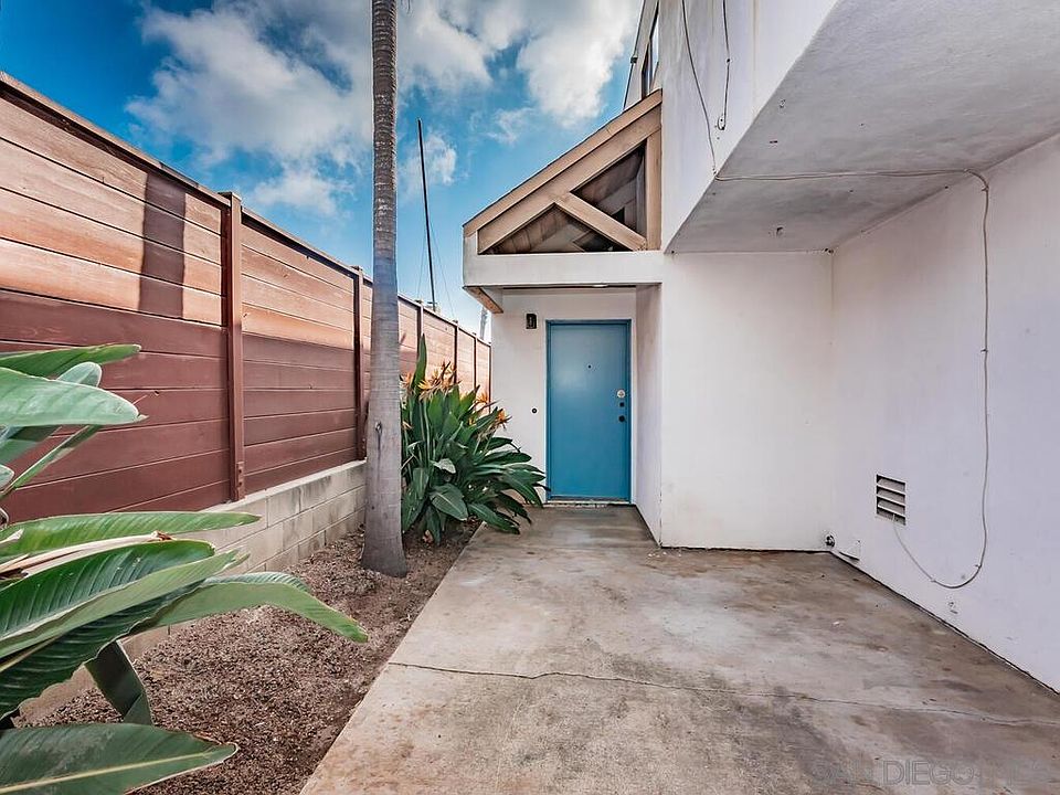 1st image of 1054 Opal St #B