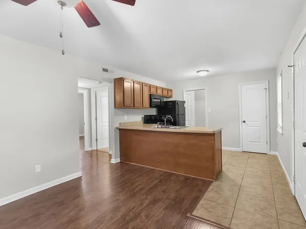 Fourth Apartments, 3732 4th Ave S APT 201, Birmingham, AL 35222