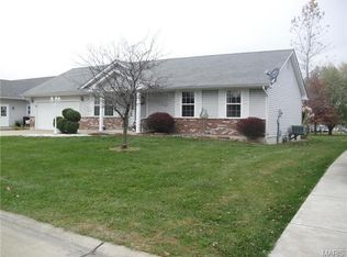 1015 Southway Ct, Bowling Green, MO 63334