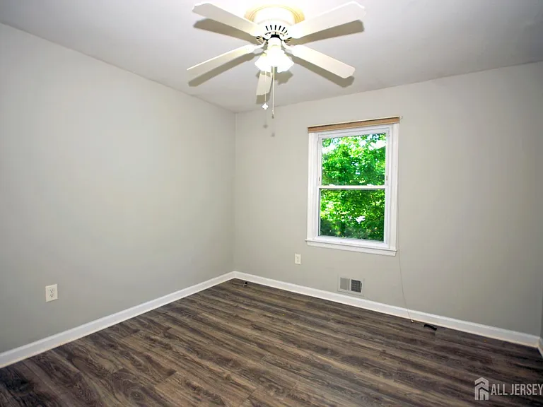 1 Orchid Ct — Photo 17
