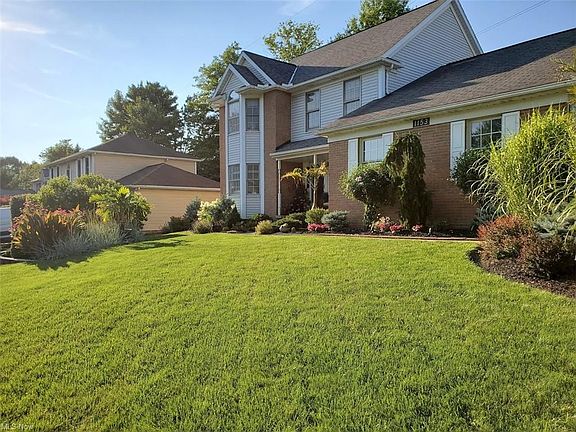 2nd image of 1153 Deepwood Dr