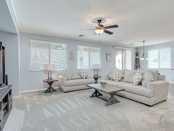 4th image of 40991 N Olive St