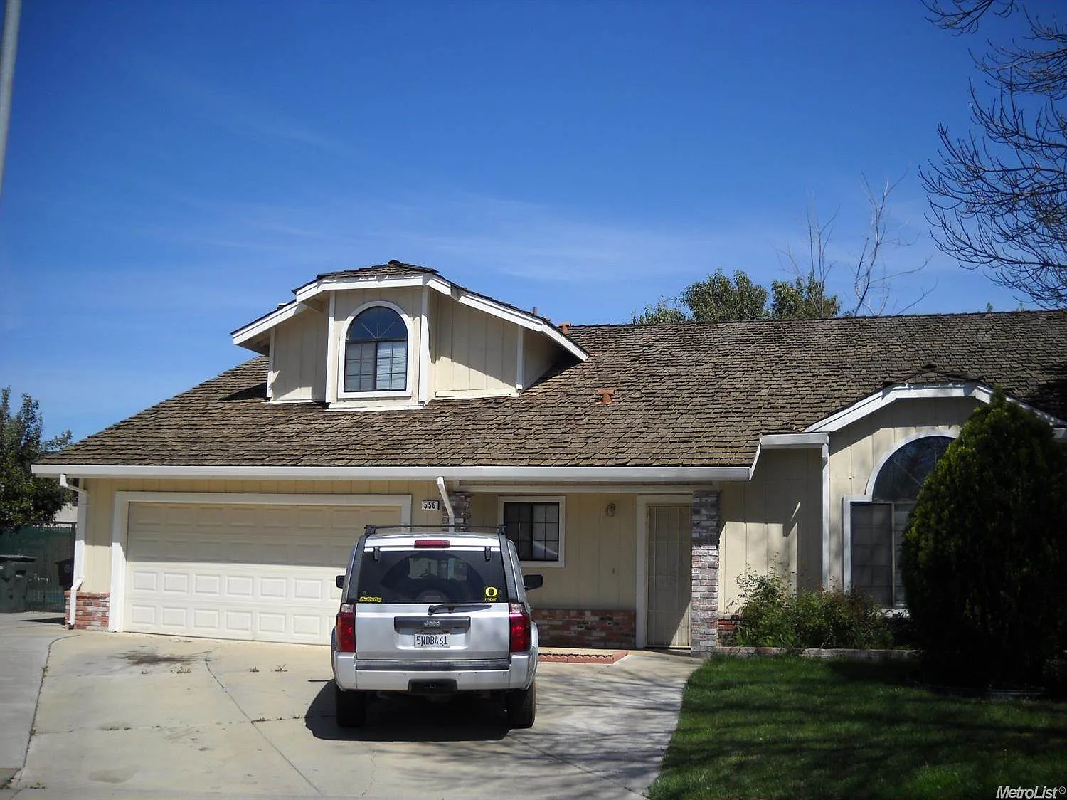 556 Canyon Ct photo 1