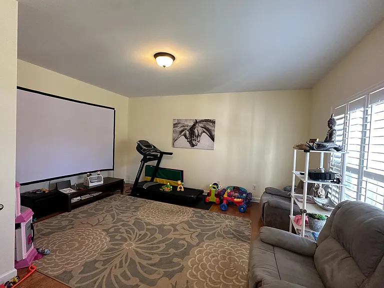 1110 Waverly Pl — Photo 28