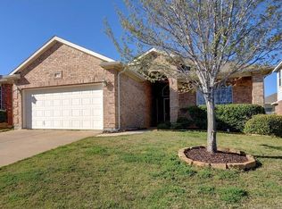9732 Gallatin Ln, Fort Worth, TX 76177