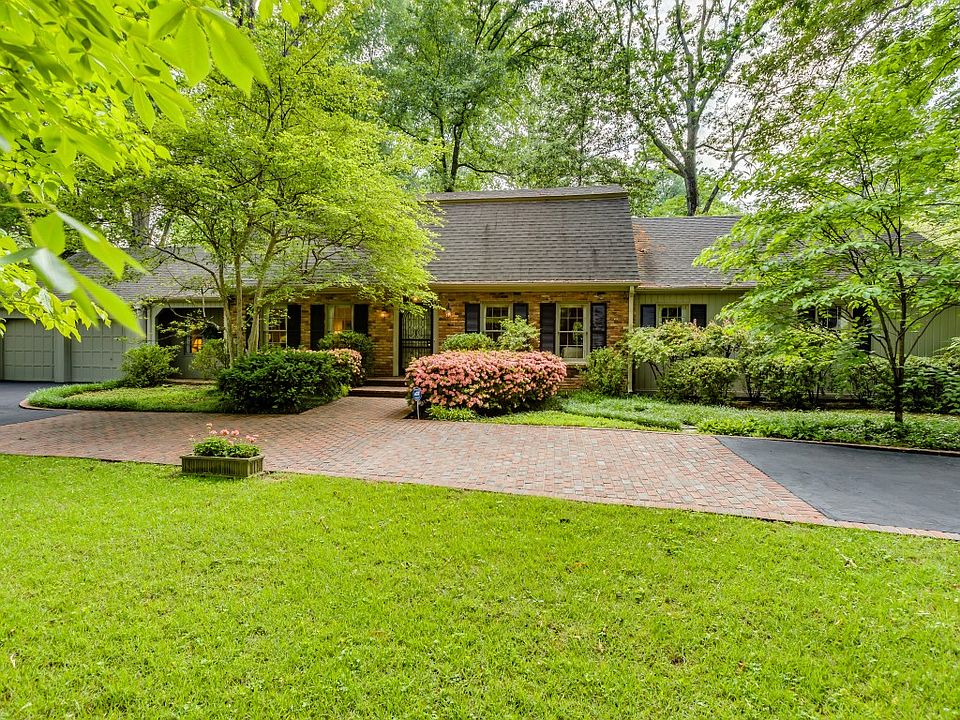 2nd image of 1441 Kirby Rd