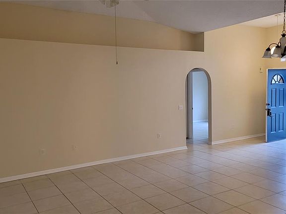 3rd image of 1105 Ronlin St