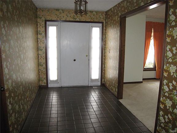 4th image of 7005 Winter Hill Ct